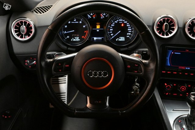 Audi TTS 13