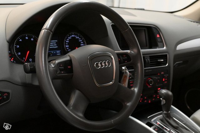 Audi Q5 13