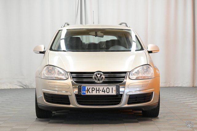 Volkswagen Golf 2