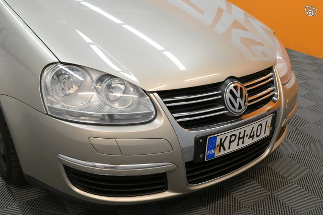 Volkswagen Golf 8