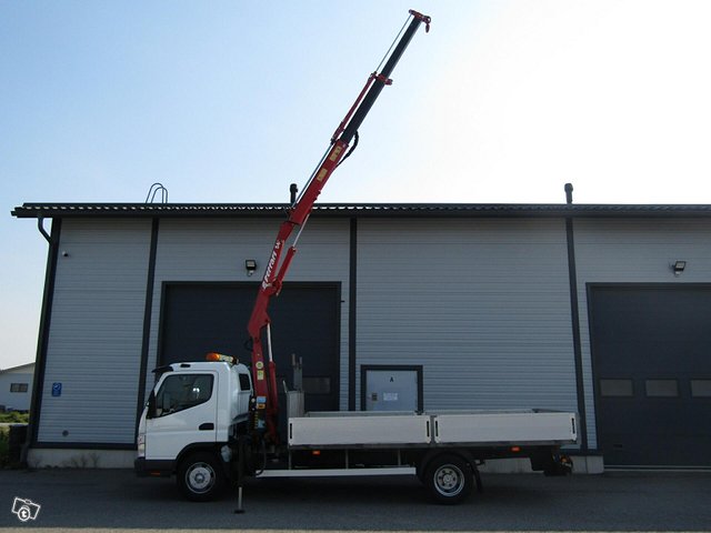 Mitsubishi Fuso Canter 2