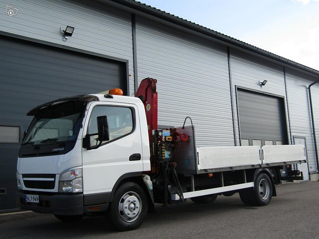 Mitsubishi Fuso Canter 9