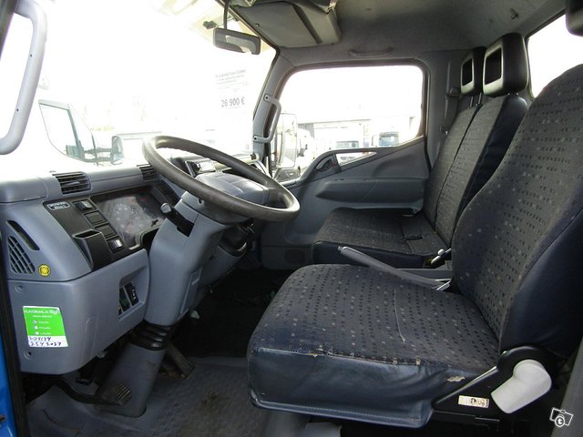 Mitsubishi Fuso Canter 19