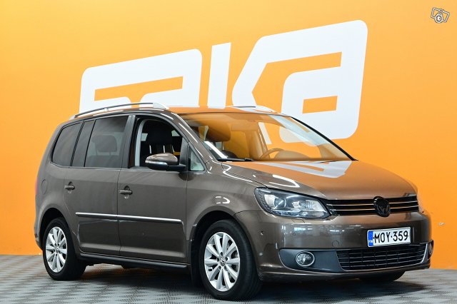 Volkswagen Touran 1