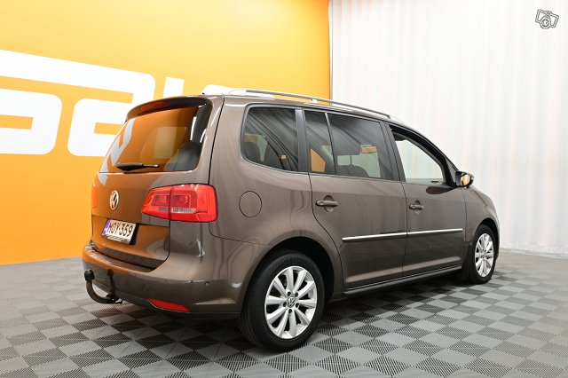 Volkswagen Touran 4