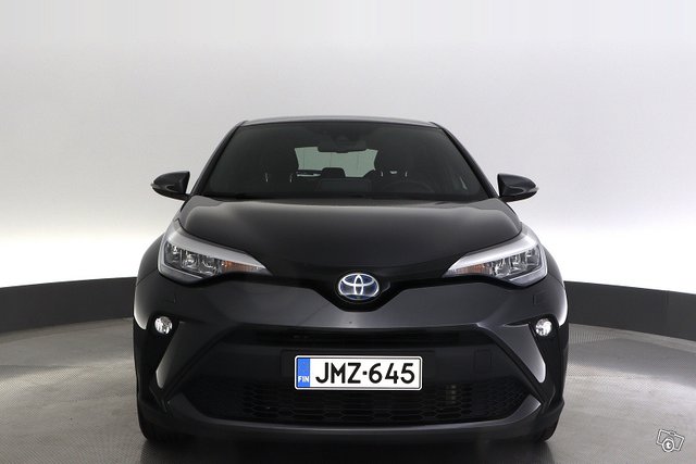 Toyota C-HR 8