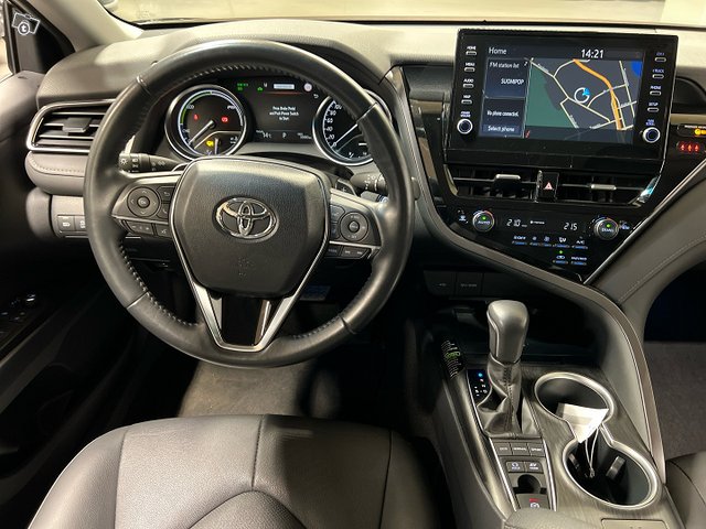 Toyota Camry 11