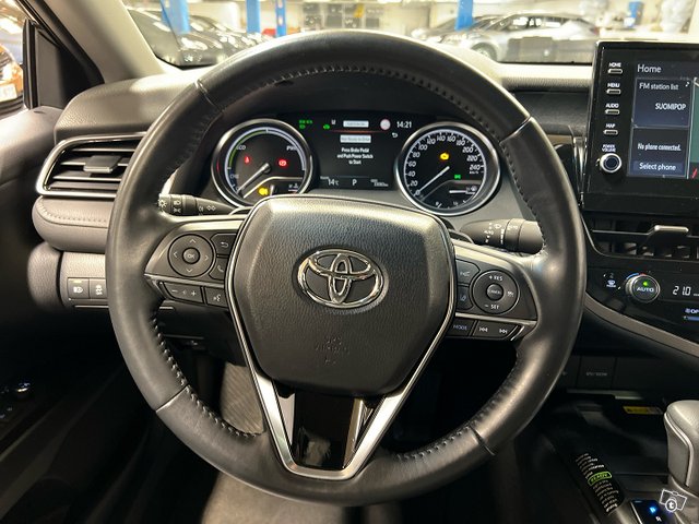 Toyota Camry 12