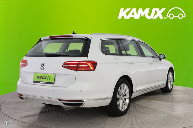 Volkswagen Passat 4