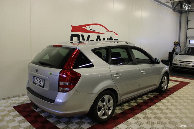 Kia Ceed 5