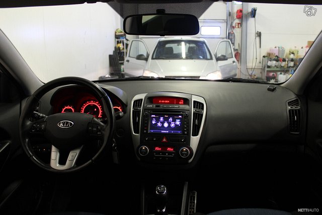 Kia Ceed 11