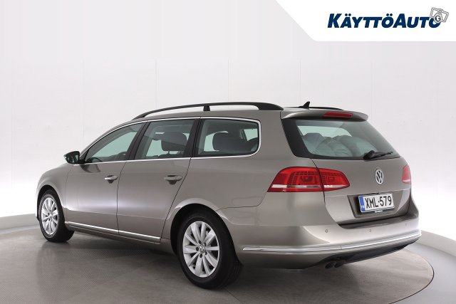 VOLKSWAGEN Passat 3