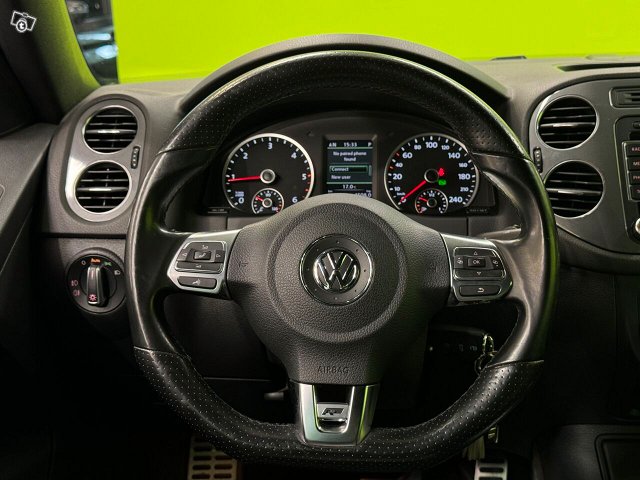 Volkswagen Tiguan 15