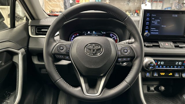 Toyota RAV4 12