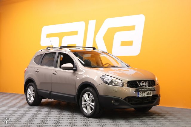 Nissan Qashqai+2