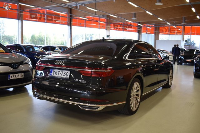 Audi A8 3