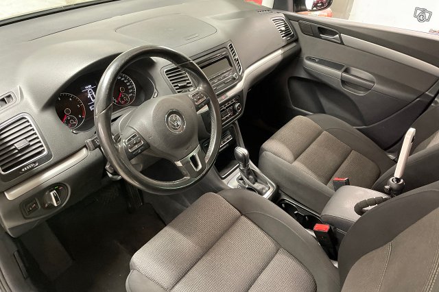 Volkswagen Sharan 6