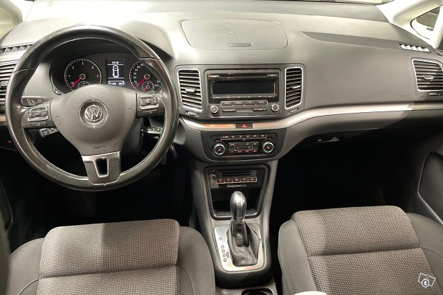 Volkswagen Sharan 7