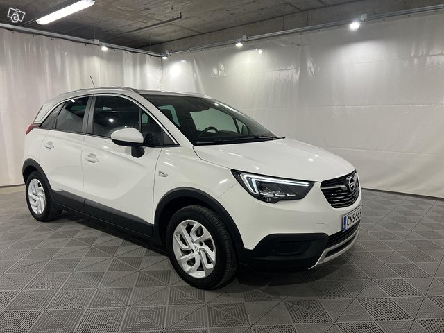 Opel Crossland X