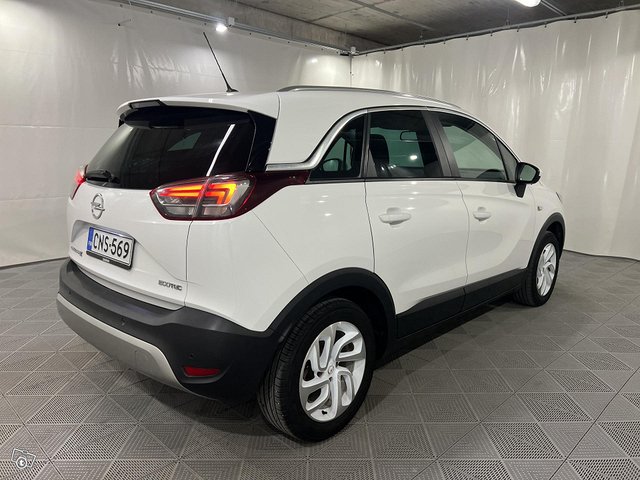 Opel Crossland X 4