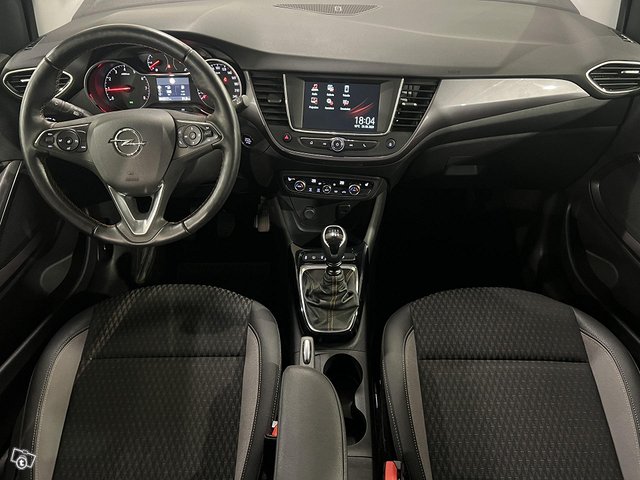 Opel Crossland X 7