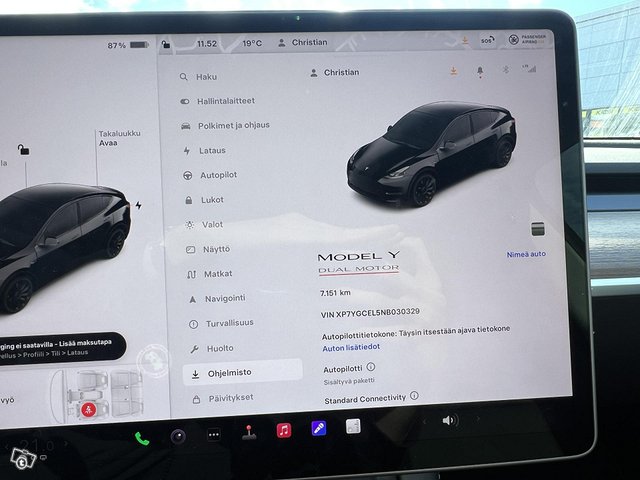 Tesla Model Y 15