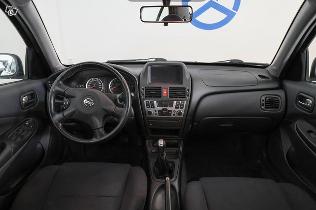 Nissan Almera 10