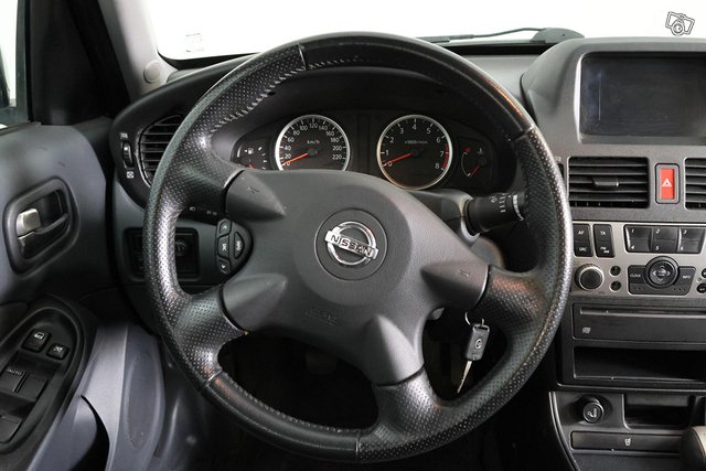 Nissan Almera 13