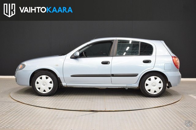 Nissan Almera 3