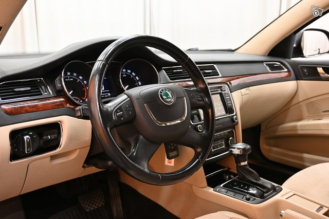 Skoda Superb 14