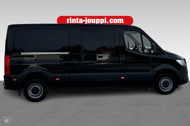 Mercedes-Benz Sprinter 4