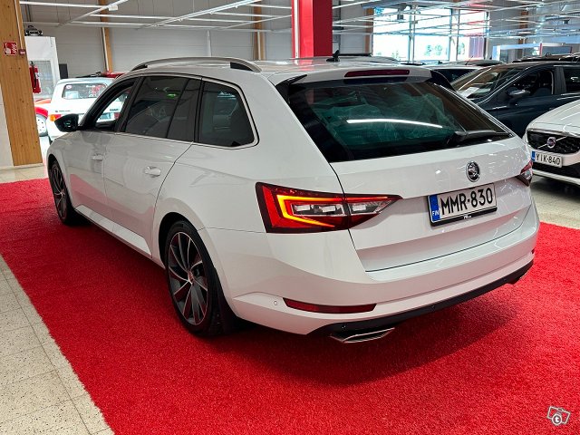 Skoda Superb 7