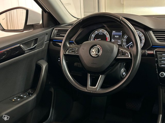 Skoda Superb 12