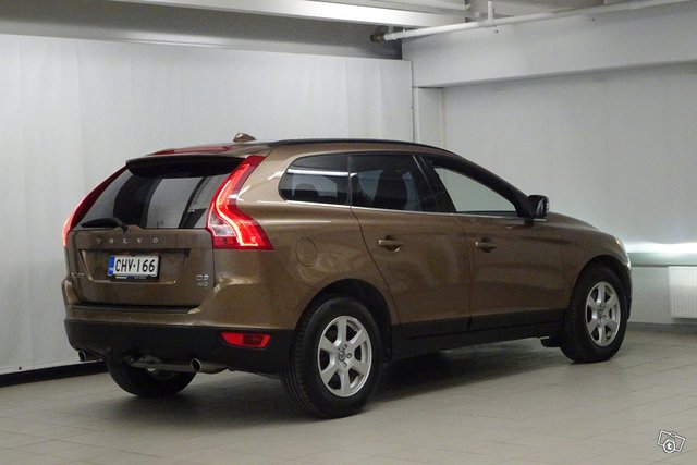 Volvo XC60 10