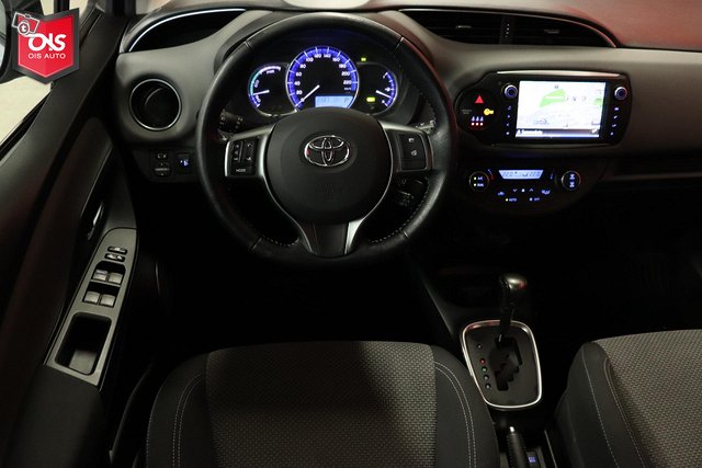 Toyota Yaris 10