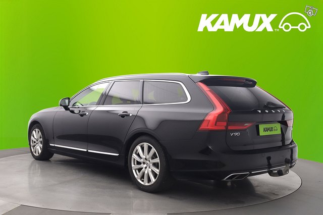 Volvo V90 5