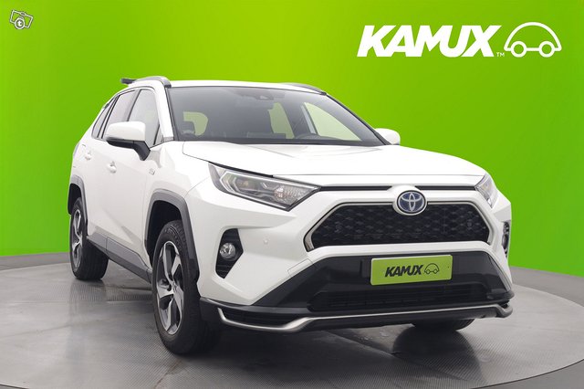 Toyota RAV4 Plug-In 8