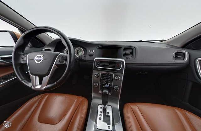 Volvo S60 11