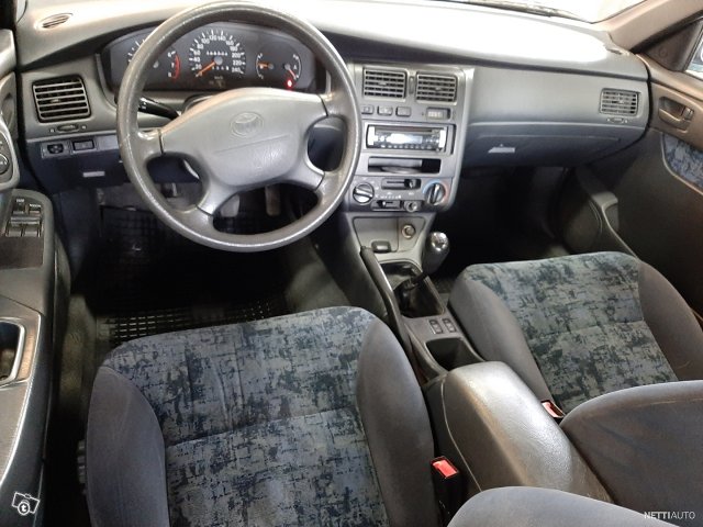 Toyota Carina 13