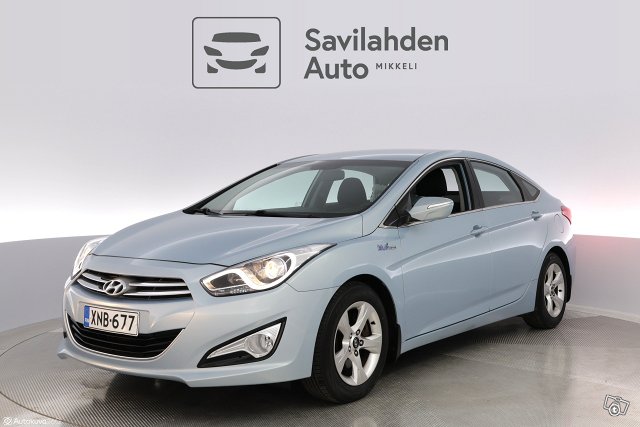 HYUNDAI I40 Sedan 1