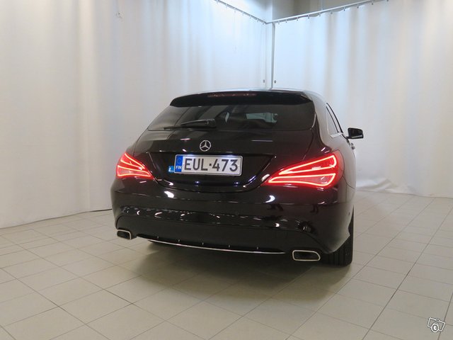 MERCEDES-BENZ CLA 12