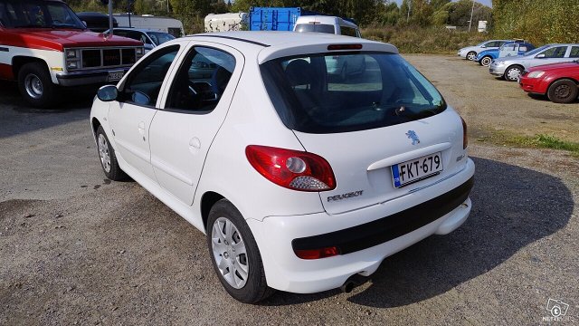 Peugeot 206+ 3