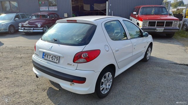 Peugeot 206+ 6