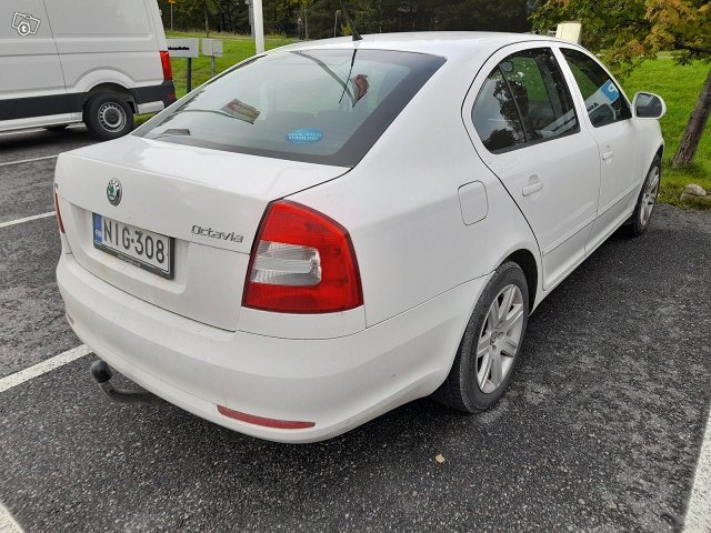 Skoda Octavia 2