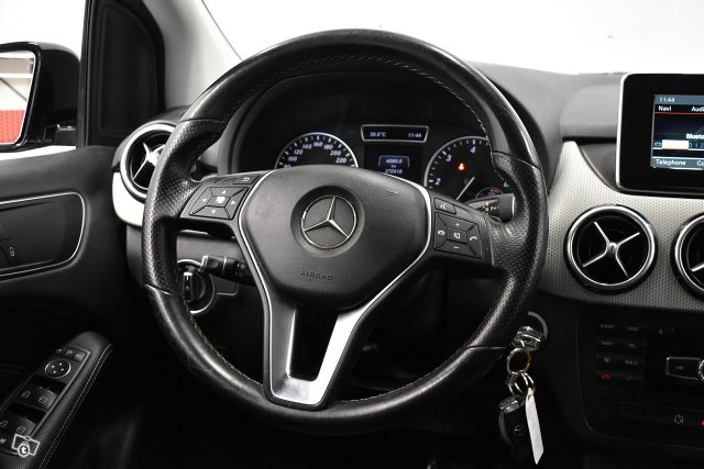 Mercedes-Benz B 16