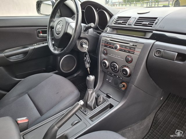 Mazda 3 21