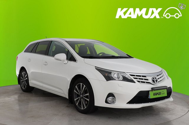 Toyota Avensis 1