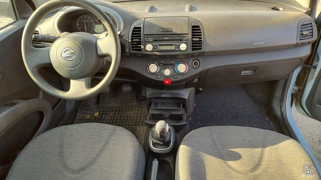 Nissan Micra 7