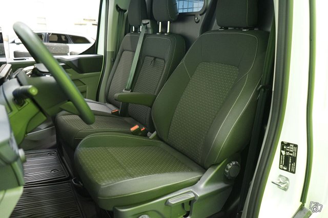 Ford Transit Custom 9