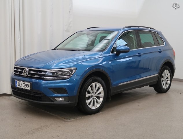 Volkswagen Tiguan 1